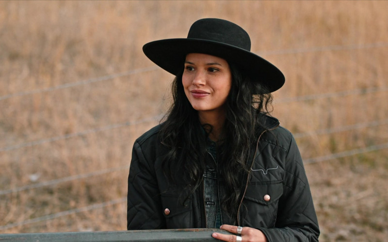 Kimes Ranch Women’s Jacket of Kelsey Asbille as Monica Dutton in Yellowstone S04E07 Keep the Wolves Close (1)