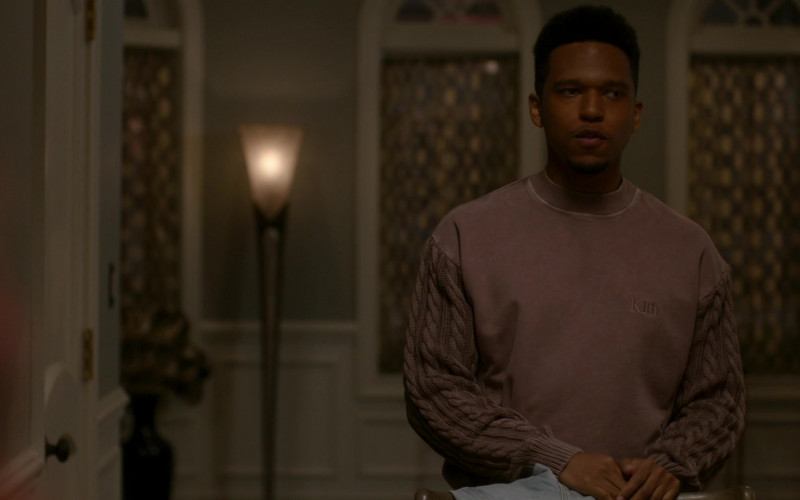 Kith Knitted Sweater of Lovell Adams-Gray as Dru Tejada in Power Book II Ghost S02E04 Gettin’ These Ends (2021)