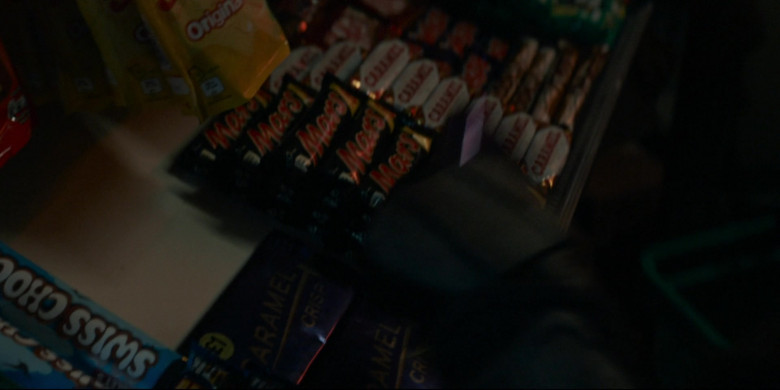 Mars Chocolate Bars in Doctor Who S13E06 The Wedding of River Song (2021)