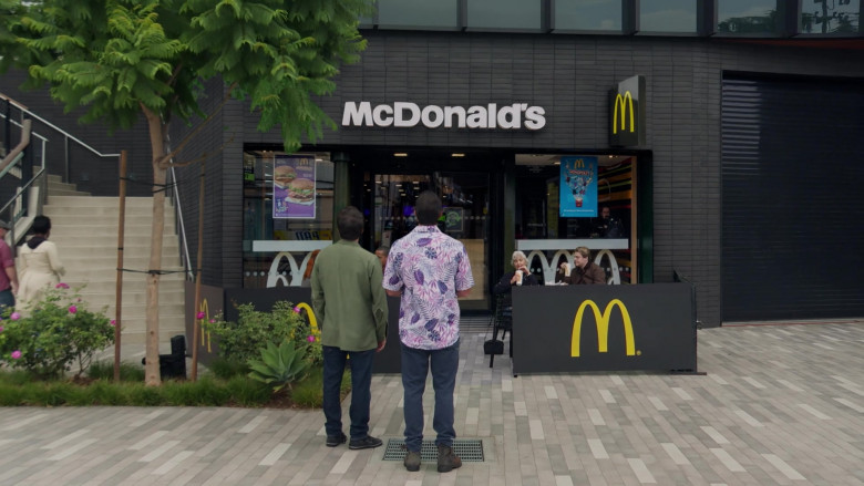 McDonald’s Fast Food Restaurant in It’s Always Sunny in Philadelphia S15E05 The Gang Goes to Ireland (2021)