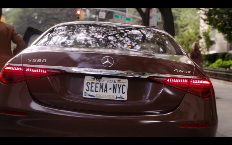 Mercedes-Benz S 580 4MATIC LWB Car in And Just Like That… S01E04 Some of My Best Friends (2)