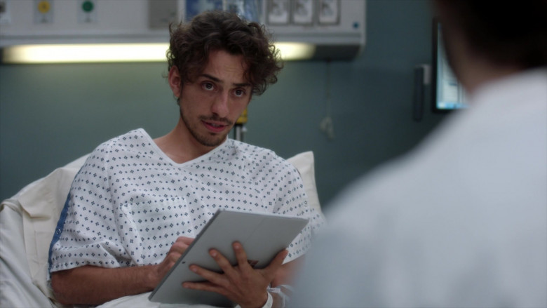 Microsoft Surface Tablet Held by Actor in Grey's Anatomy S18E08 It Came Upon a Midnight Clear (2021)
