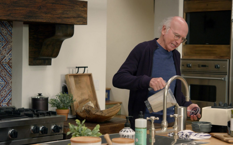 Mrs. Meyer’s Clean Day Liquid Hand Soap Bottle in Curb Your Enthusiasm S11E08 What Have I Done (2021)