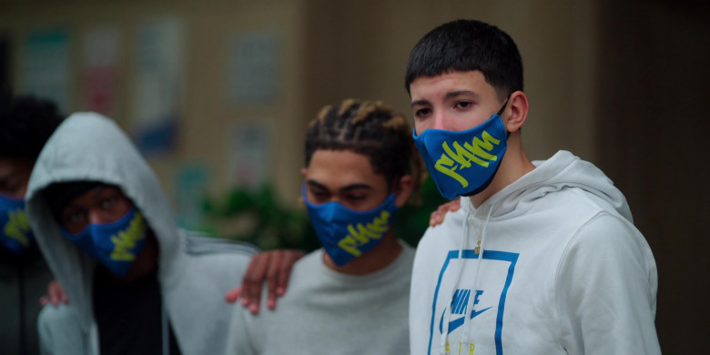 Nike Air White Hoodie in Swagger S01E09 Follow-Through (2021)