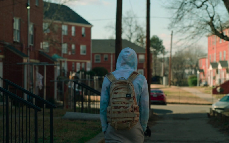 Nike Backpack in Swagger S01E08 Still I Rise (2021)