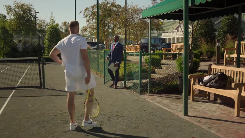 Nike Men's White Sneakers in Our Kind of People S01E08 Sistervention (2021)