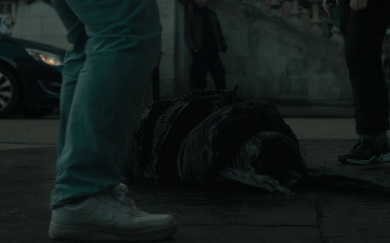 Nike White Shoes in Invasion S01E10 First Day (2021)
