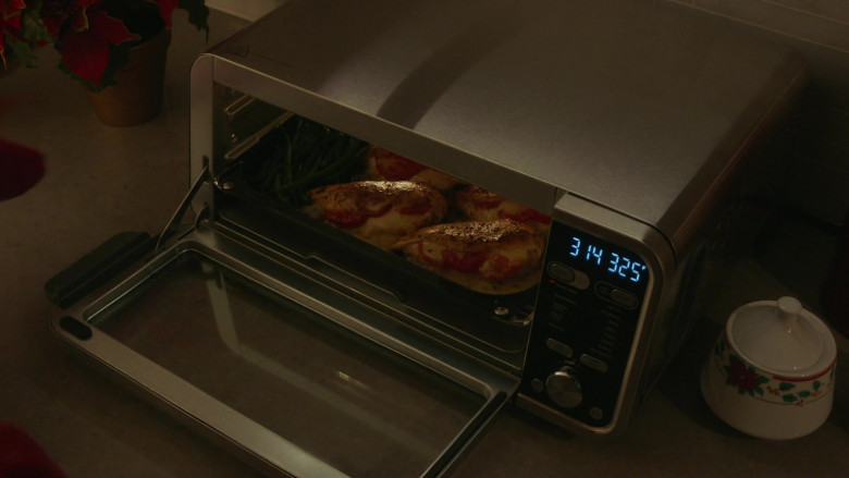 Ninja Foodi 13-in-1 Dual Heat Air Fry Oven & Countertop Oven in A Royal Queens Christmas (2)
