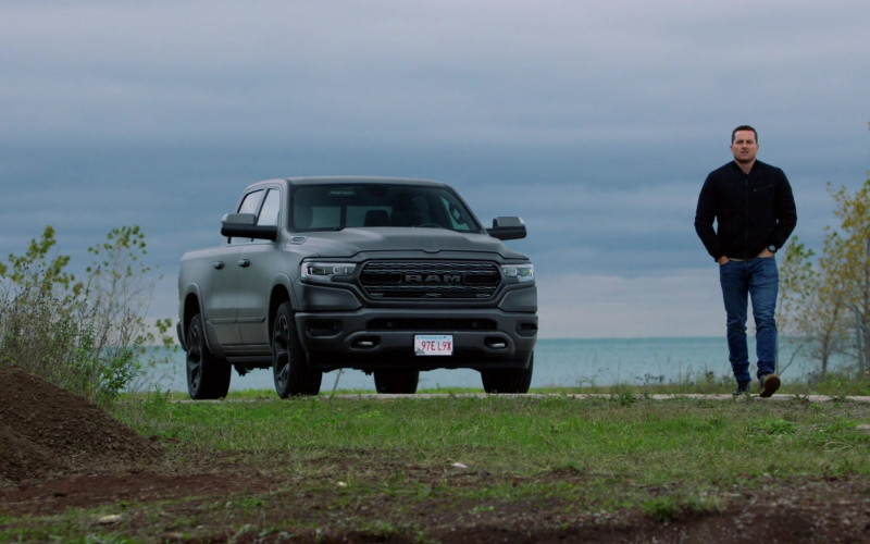 Ram Pickup in Chicago P.D. S09E09 "A Way Out" (2021)