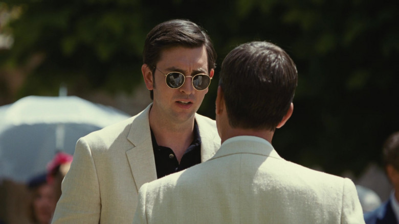 Ray-Ban Men's Round Sunglasses of Nicholas Braun as Greg Hirsch in Succession S03E09 All The Bells Say (2021)