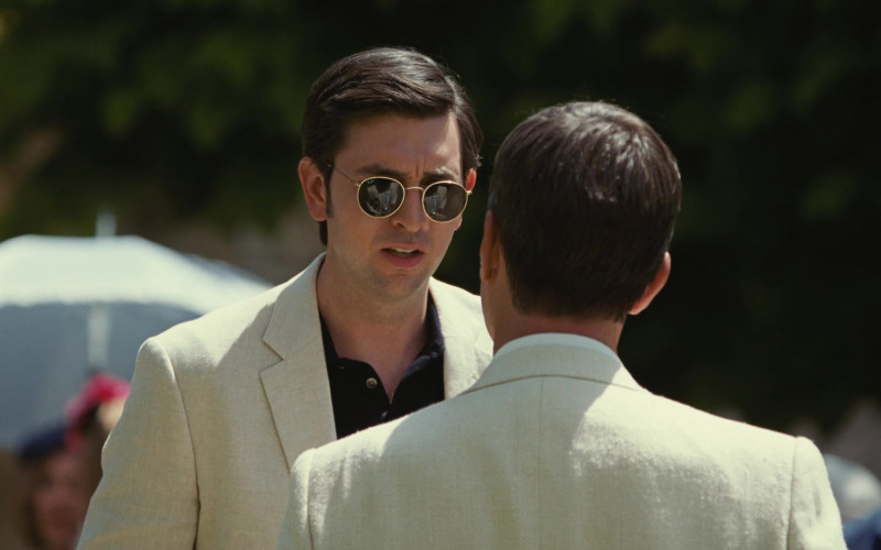 Ray-Ban Men’s Round Sunglasses of Nicholas Braun as Greg Hirsch in Succession S03E09 All The Bells Say (2021)