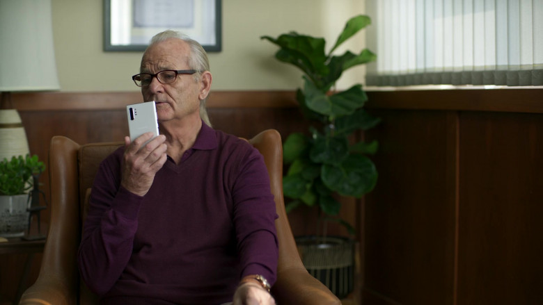 Samsung Galaxy Smartphone of Bill Murray as Dr. Robert Flaherty in The Now S01E08 Good News, You’re Not Dead (2021)