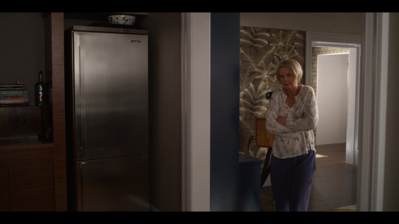 Smeg Refrigerator of Cynthia Nixon as Miranda Hobbs in And Just Like That… S01E02 Little Black Dress (2021)
