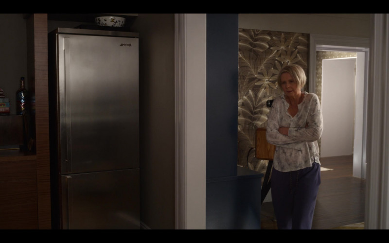 Smeg Refrigerator of Cynthia Nixon as Miranda Hobbs in And Just Like That… S01E02 Little Black Dress (2021)
