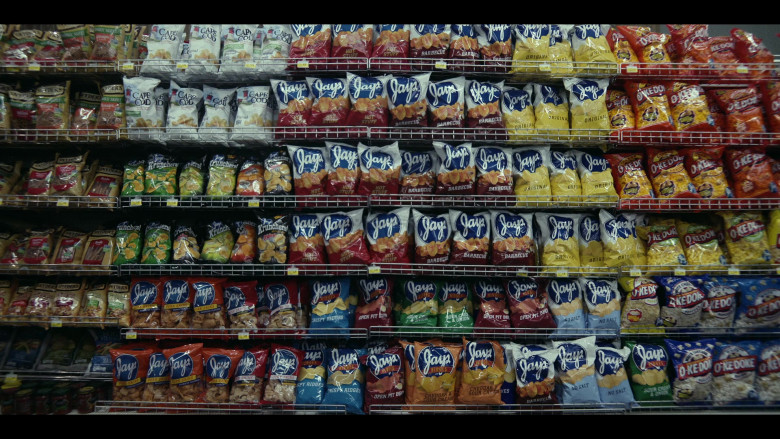 Snyder’s of Hanover Pretzel Rods, Jays Snacks, Cape Cod Chips, O-Ke-Doke Popcorn in Station Eleven S01E01 Wheel of Fire