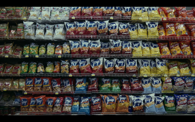 Snyder's of Hanover Pretzel Rods, Jays Snacks, Cape Cod Chips, O-Ke-Doke Popcorn in Station Eleven S01E01 Wheel of Fire
