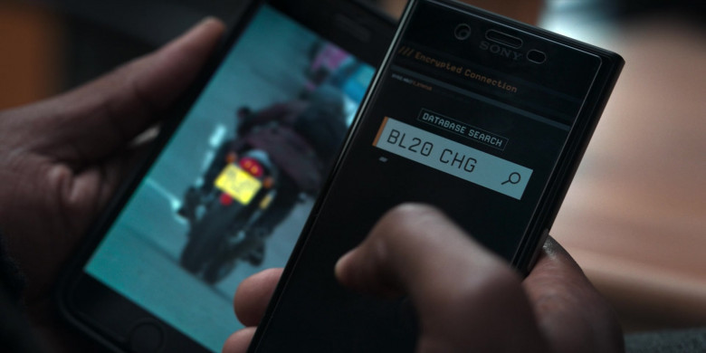 Sony Smartphone in Alex Rider S02E03 Mirror (2021)
