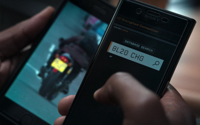 Sony Smartphone in Alex Rider S02E03 Mirror (2021)