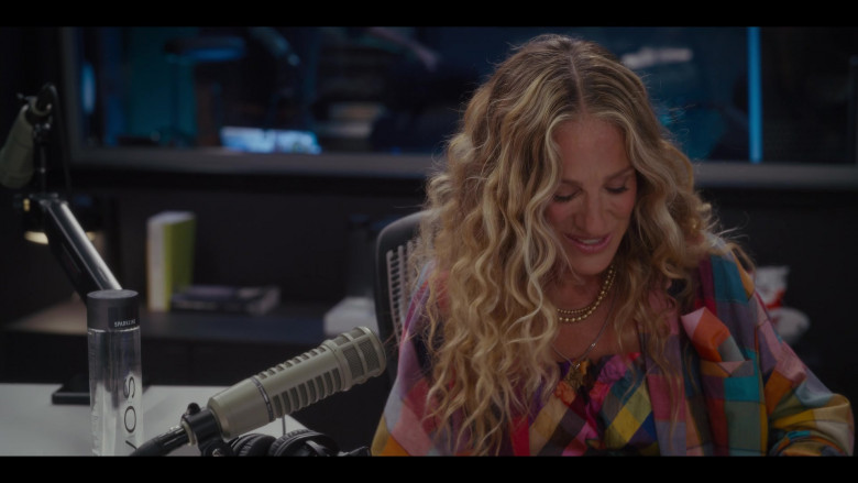 Voss Sparkling Water Bottle of Sarah Jessica Parker as Carrie Bradshaw in And Just Like That… S01E04 Some of My Best Friends