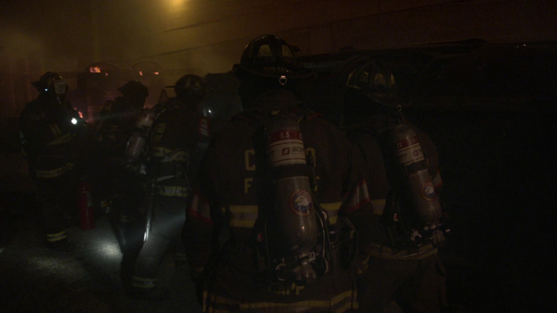 3M Scott Air-Pak SCBA Used by Cast Members in Chicago Fire S10E10 Back With a Bang (3)