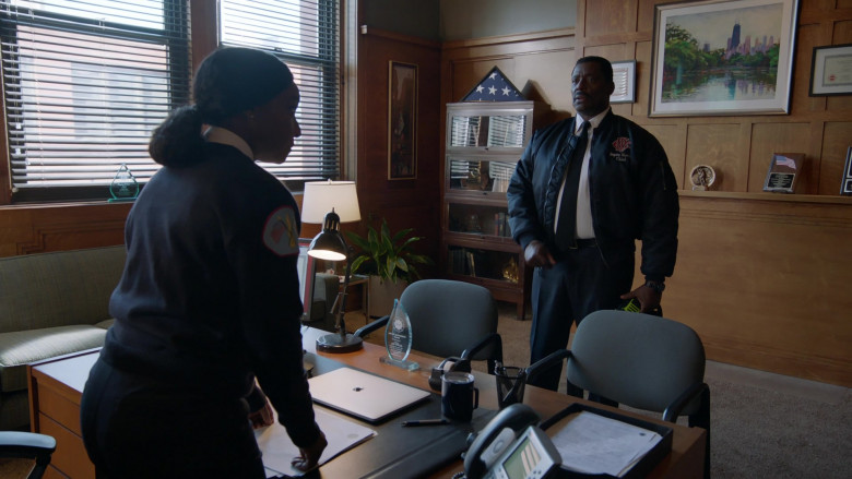 Apple MacBook Laptop Computer in Chicago Fire S10E12 Show of Force (2022)