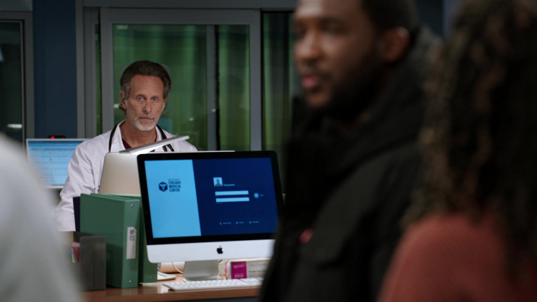 Apple iMac All-In-One Computers Used by Cast Members in Chicago Med S07E11 The Things We Thought We Left Behind (4)