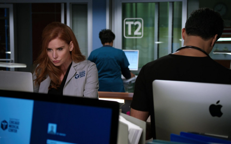 Apple iMac Computers in Chicago Med S07E10 No Good Deed Goes Unpunished … in Chicago (1)