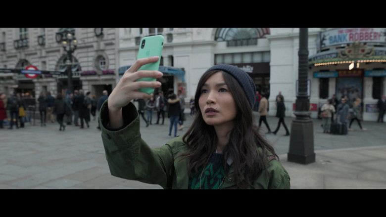 Apple iPhone Smartphone of Gemma Chan as Sersi in Eternals (2021)