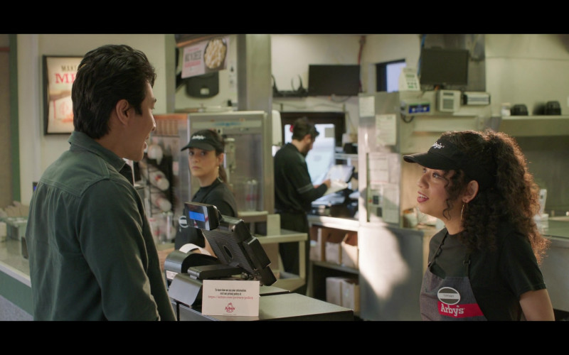 Arby's Restaurant in As We See It S01E04 The Violetini (1)
