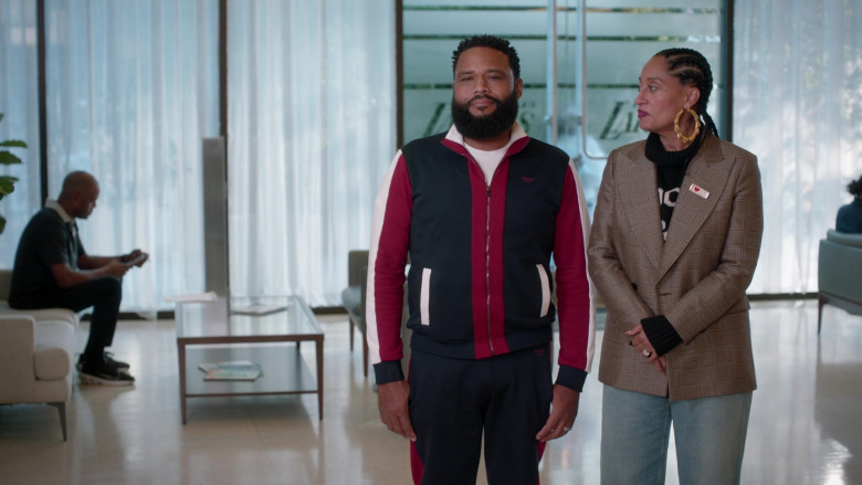 Bally Men's Tracksuit of Anthony Anderson as Andre ‘Dre' Johnson in Black-ish S08E04 Hoop Dreams (2022)