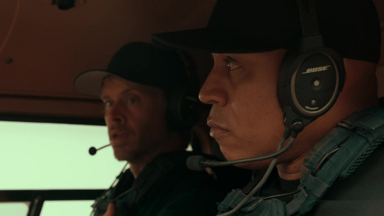 Bose Aviation Headsets in NCIS Los Angeles S13E08 A Land of Wolves (1)