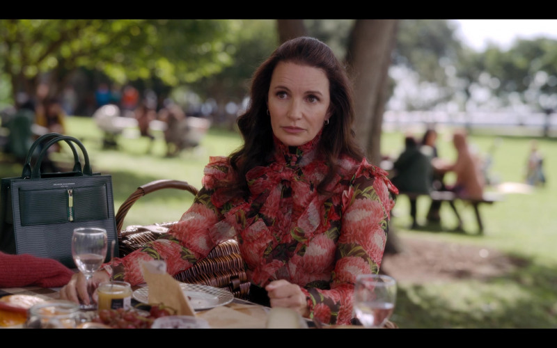 Brandon Blackwood Handbag of Kristin Davis as Charlotte York in And Just Like That… S01E06 Diwali (2022)