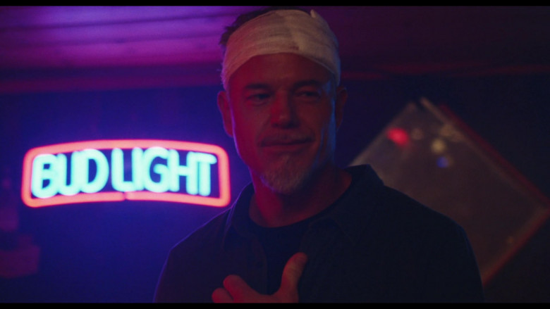Bud Light Beer Neon Sign in Euphoria S02E04 You Who Cannot See, Think of Those Who Can (2022)