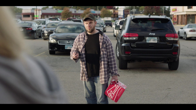 Budweiser Beer Pack Held by Actor in Somebody Somewhere S01E01 BFD (2022)
