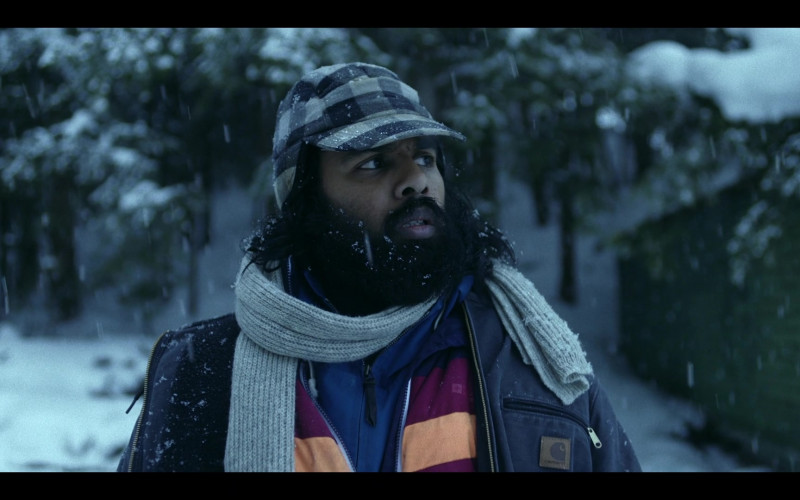 Carhartt Men’s Jacket of Himesh Patel as Jeevan Chaudhary in Station Eleven S01E09 Dr. Chaudhary (2)