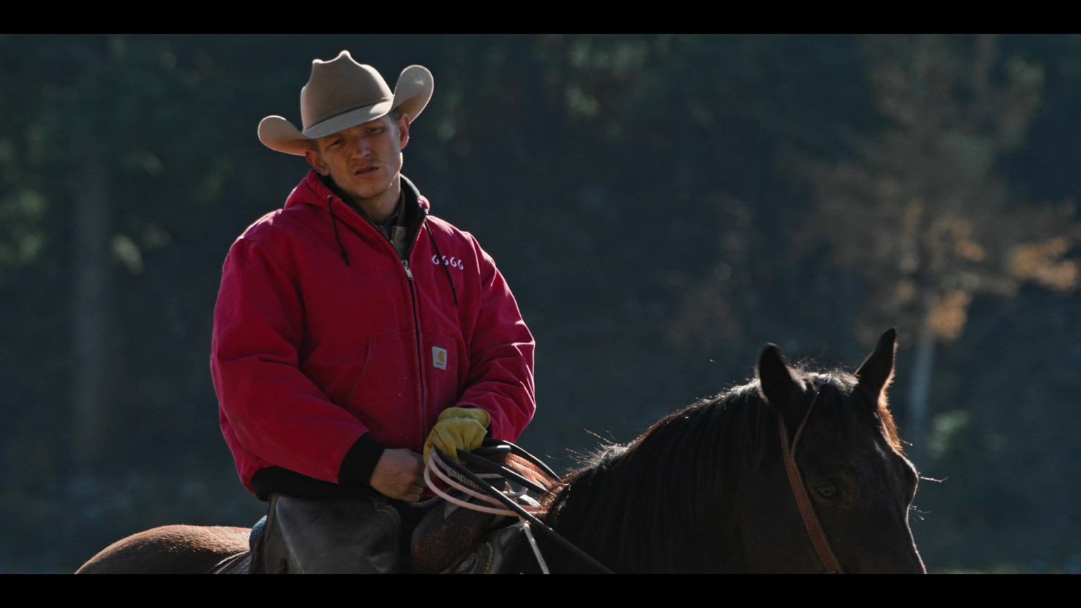 Carhartt Red Hooded Jacket Of Jefferson White As Jimmy Hurdstrom In