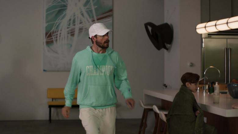 Champion Men’s Hoodie in Search Party S05E03 Kings (2)