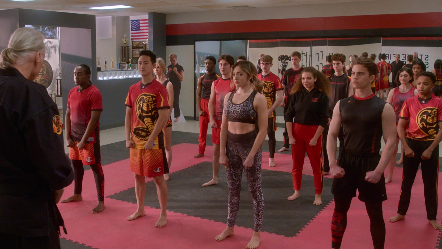 Champion Sports Outfits In Cobra Kai S04E07 "Minefields" (2021)