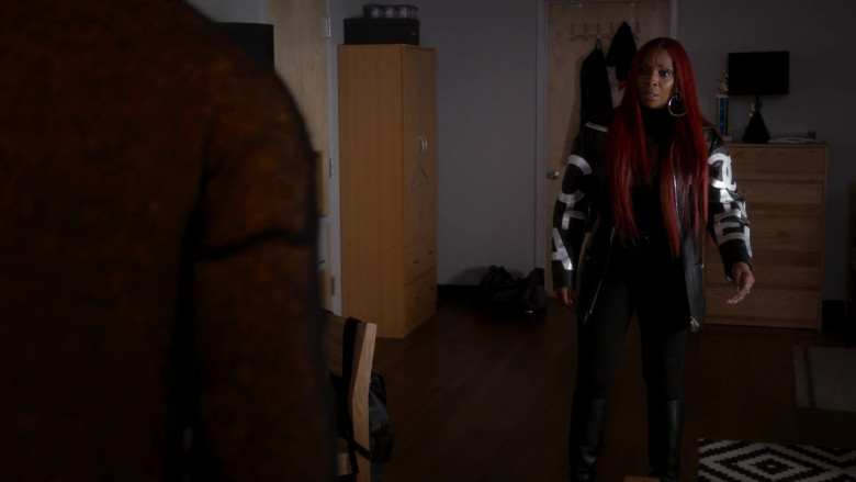 Chanel Women's Leather Jacket of Mary J. Blige as Monet in Power Book II Ghost S02E07 Forced My Hand 2022 Outfit (1)