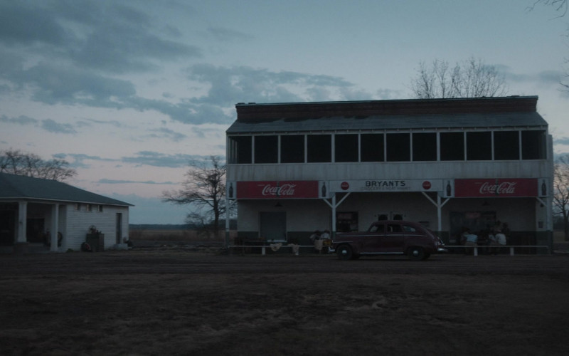 Coca-Cola Signs in Women of the Movement S01E01 "Mother and Son" (2022)