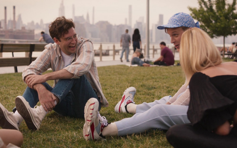 Converse HiTop Shoes of John Reynolds as Drew Gardner in Search Party S05E02 Exodus (2022)