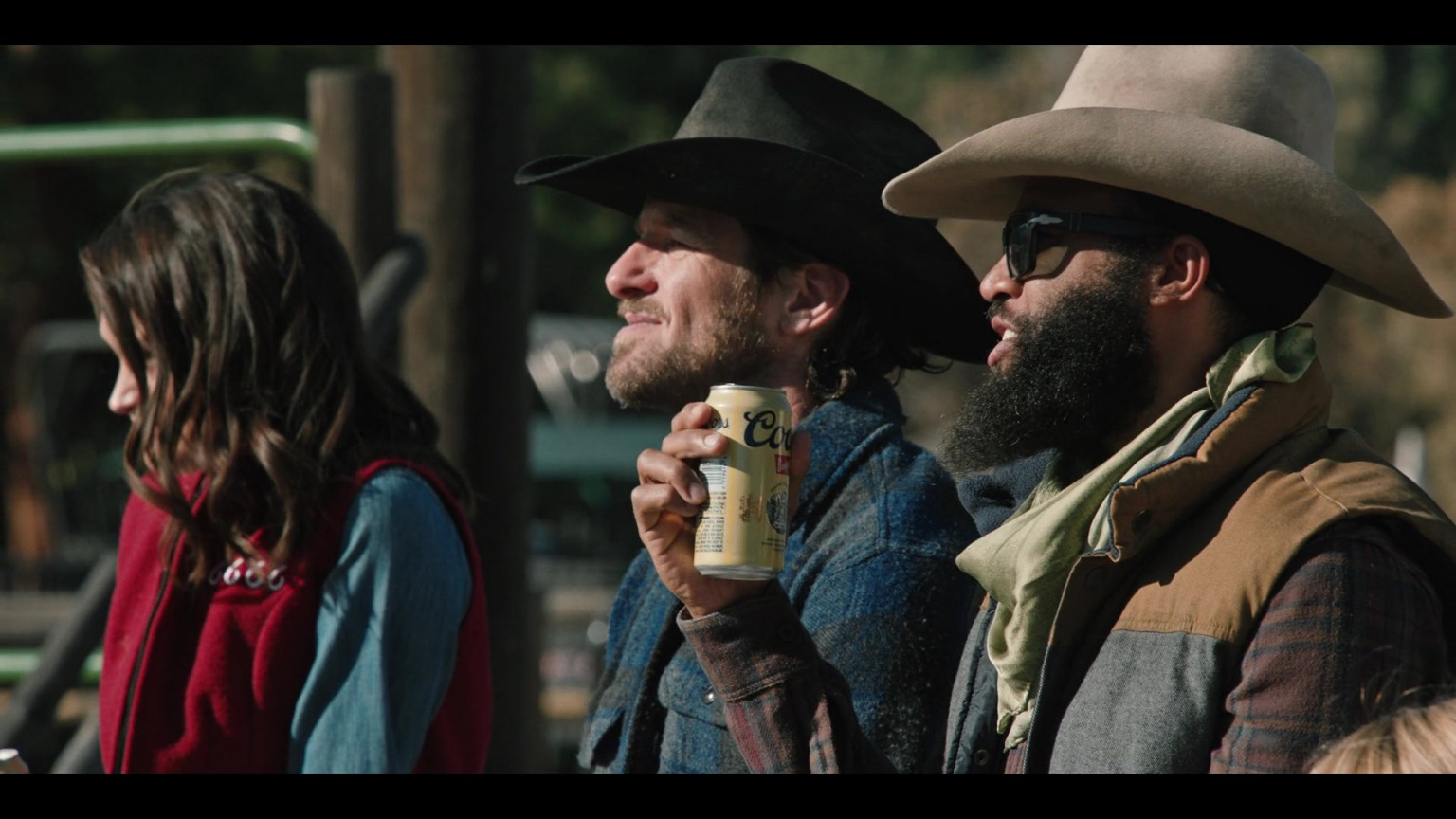 Coors Banquet Beer Enjoyed By Cast Members In Yellowstone S04E10 "Grass