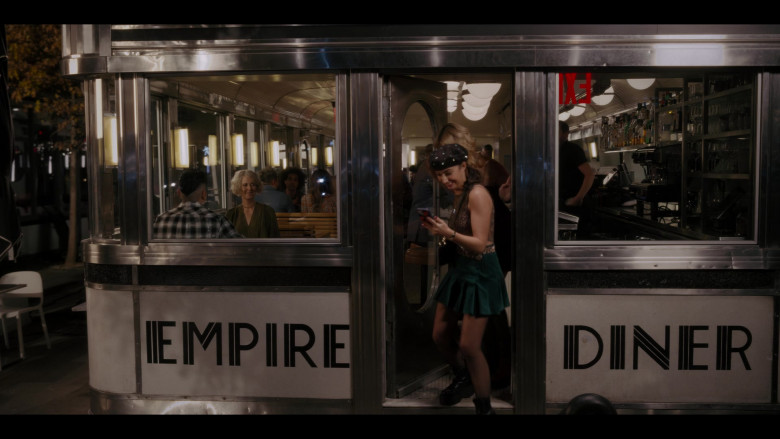 Empire Diner Restaurant in And Just Like That… S01E09 No Strings Attached (2022)