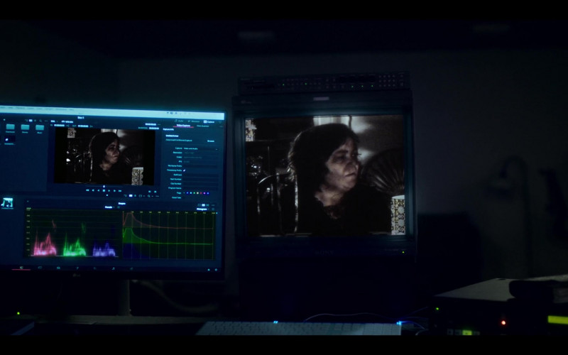 LG Monitor in Archive 81 S01E04 Spirit Receivers (2022)