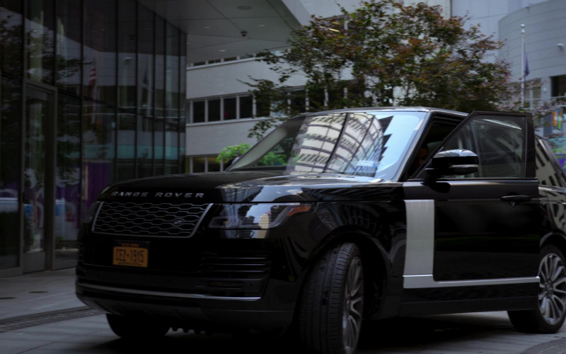 Land Rover Range Rover Vogue Car in Power Book II Ghost S02E08 Drug Related (2022)