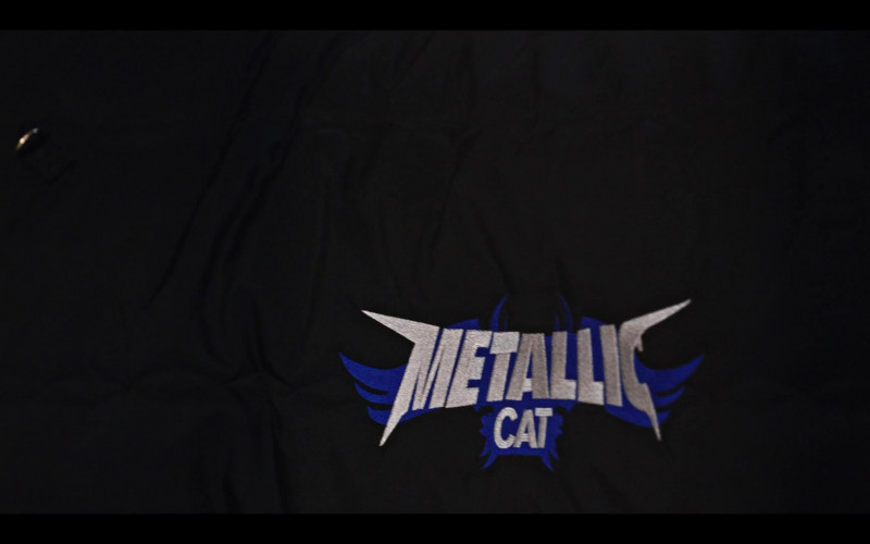 Metallic Cat in Yellowstone S04E10 "Grass on the Streets and Weeds on the Rooftops" (2022)