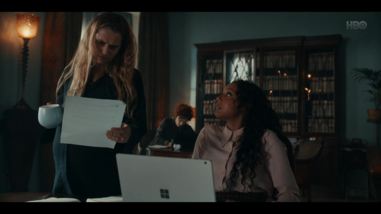 Microsoft Surface Laptop Computer in A Discovery of Witches S03E04 (3)
