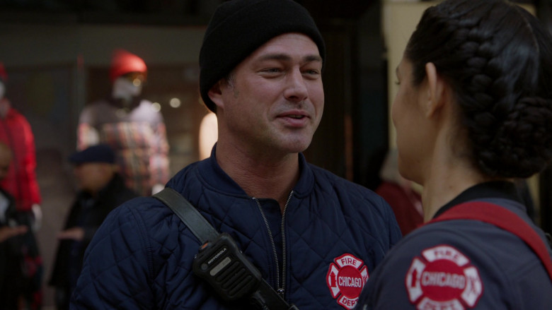 Motorola Radio in Chicago Fire S10E12 Show of Force (2)