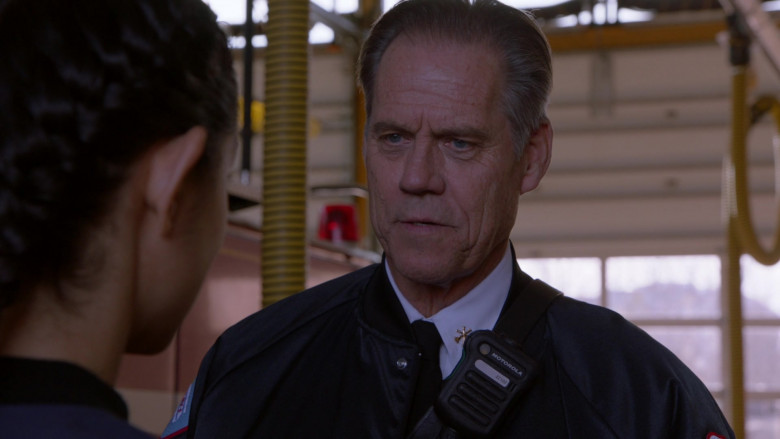 Motorola Radio in Chicago Fire S10E12 Show of Force (3)