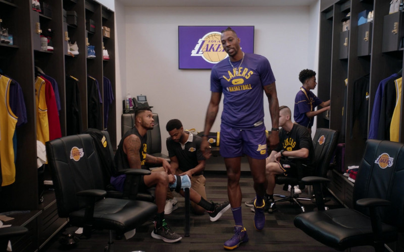 Nike Basketball Lakers T-Shirt, Shorts and Sneakers in Black-ish S08E04 Hoop Dreams (1)